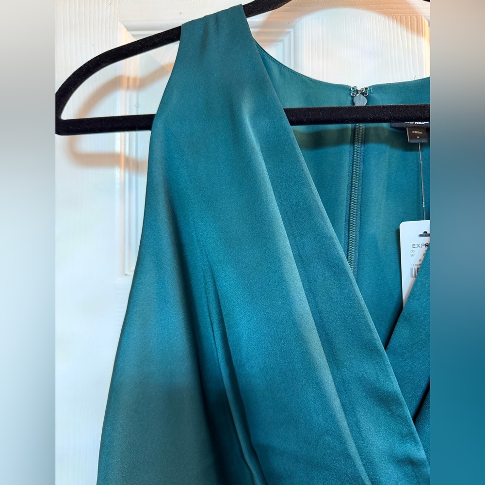 Express Teal Sleeveless Wrap Top - Picture 4 of 10